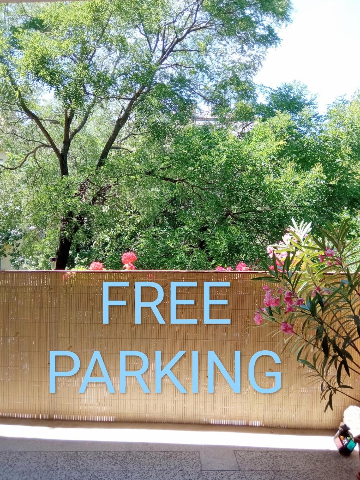 Free Parking, Balcony, Near To City Park Budapest Extérieur photo